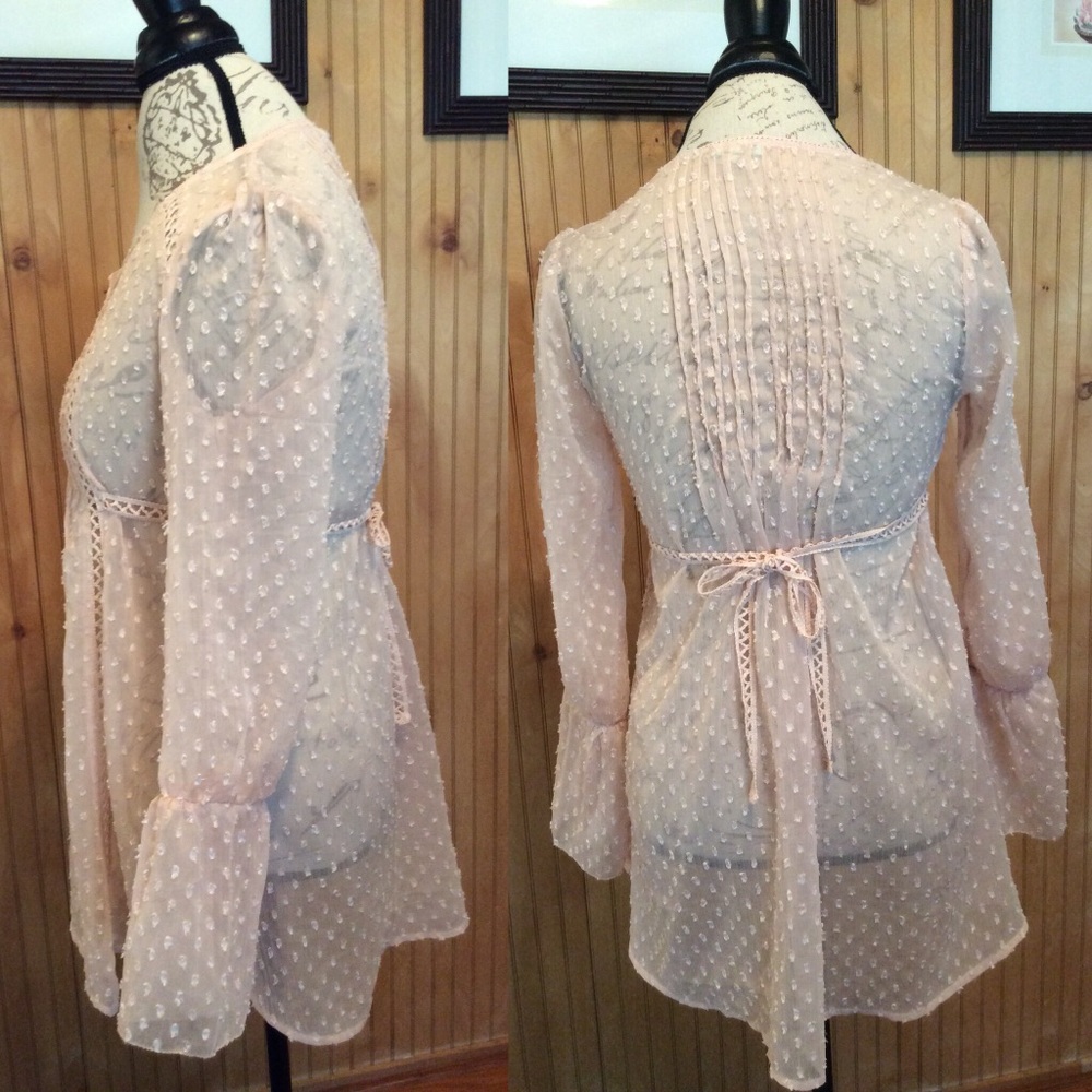 UO Kimchi Blue Pink pleated sheer blouse s… - Picture 3 of 6